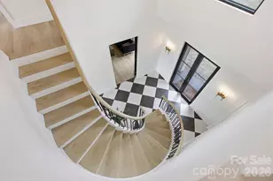 107 Lee Ln, Mars Hill, NC 28754 - Photo 10