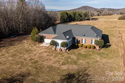5567 Reid Road, Granite Falls, NC 28630 - Photo 4