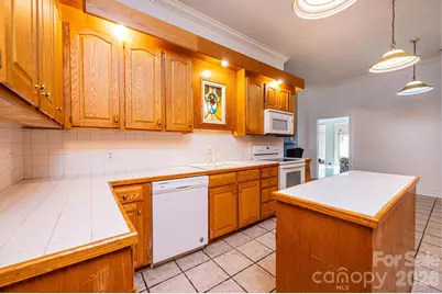 5567 Reid Road, Granite Falls, NC 28630 - Photo 14