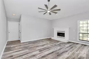 5810 Harris Grove Ln, Charlotte, NC 28212 - Photo 2