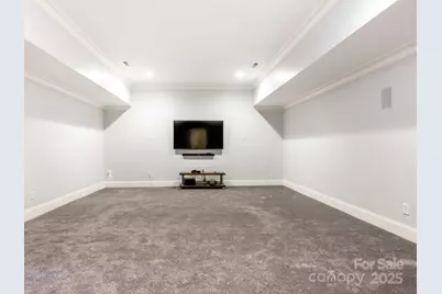 528 Meadowbrook Road, Charlotte, NC 28211 - Photo 38