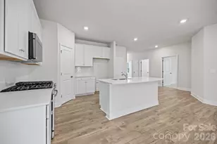 1080 Mapletree Ln, Indian Trail, NC 28079 - Photo 4