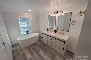 1334 Mecklenburg Hwy, Mooresville, NC 28115 - Photo 20