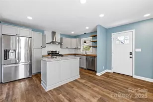 4017 Abbeydale Dr, Charlotte, NC 28205 - Photo 4