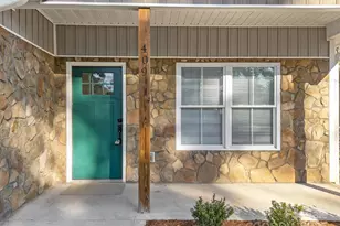 409 S Lyles Ave, Landrum, SC 29356 - Photo 6