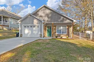 409 S Lyles Ave, Landrum, SC 29356 - Photo 4