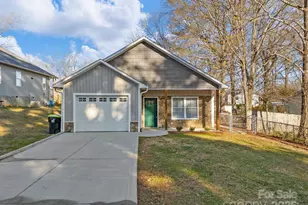 409 S Lyles Ave, Landrum, SC 29356 - Photo 1