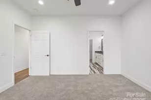 409 S Lyles Ave, Landrum, SC 29356 - Photo 18