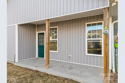 409 S Lyles Avenue, Landrum, SC 29356 - Photo 34