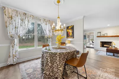 489 17th Avenue NE, Hickory, NC 28601 - Photo 14