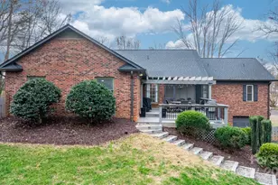 489 17th Ave NE, Hickory, NC 28601 - Photo 36