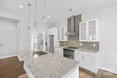 916-A Westbrook Drive, Charlotte, NC 28202 - Photo 14