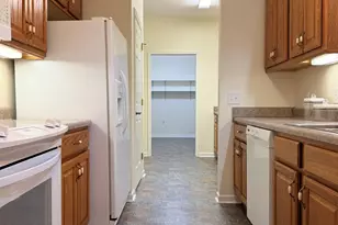 471 26th Ave NE, Hickory, NC 28601 - Photo 10