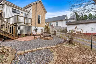 415 W C St, Newton, NC 28658 - Photo 30