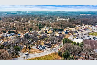 415 W C Street, Newton, NC 28658 - Photo 32