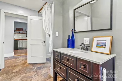 415 W C Street, Newton, NC 28658 - Photo 26