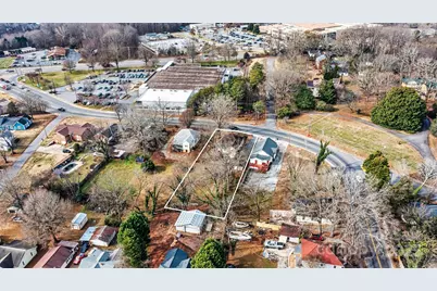 415 W C Street, Newton, NC 28658 - Photo 34