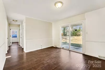 7125 Covecreek Drive, Charlotte, NC 28215 - Photo 12