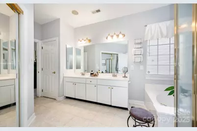 6930 Reedy Creek Road, Charlotte, NC 28215 - Photo 16