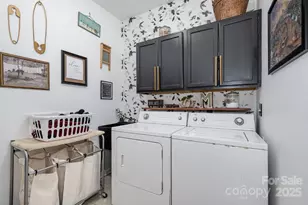 6930 Reedy Creek Rd, Charlotte, NC 28215 - Photo 12