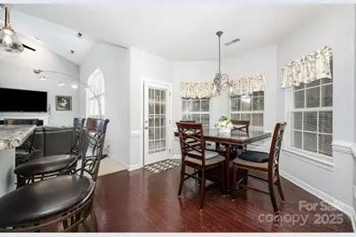 6930 Reedy Creek Road, Charlotte, NC 28215 - Photo 8