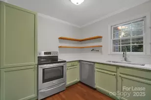 3300 Selwyn Farms Ln, Charlotte, NC 28209 - Photo 6