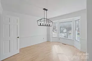 19606 Grasmere Pl, Cornelius, NC 28031 - Photo 4