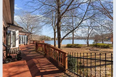 718 Eagle Point Court, Matthews, NC 28104 - Photo 40