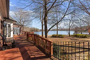 718 Eagle Point Ct, Matthews, NC 28104 - Photo 40