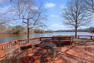 718 Eagle Point Ct, Matthews, NC 28104 - Photo 42