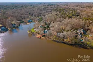 718 Eagle Point Ct, Matthews, NC 28104 - Photo 44