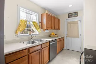 455 Cantiberry Dr, Salisbury, NC 28146 - Photo 12