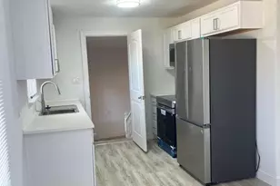 1073 Springdale Dr, Maiden, NC 28650 - Photo 6