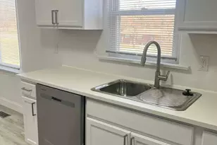 1073 Springdale Dr, Maiden, NC 28650 - Photo 4