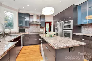 304 S Canterbury Rd, Charlotte, NC 28211 - Photo 6