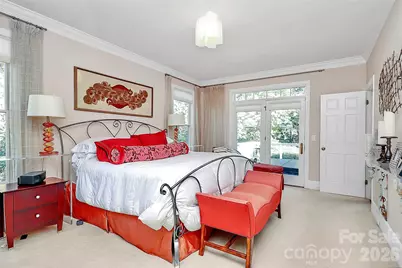 304 S Canterbury Road, Charlotte, NC 28211 - Photo 18