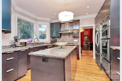 304 S Canterbury Road, Charlotte, NC 28211 - Photo 2