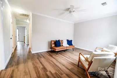 2521 Quail Lake Drive, Charlotte, NC 28210 - Photo 2