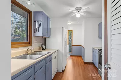 39 Oak Court, Fletcher, NC 28732 - Photo 10