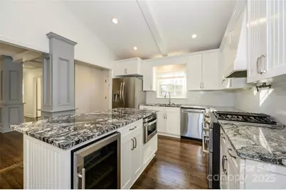 7117 Woodstream Drive, Charlotte, NC 28210 - Photo 6