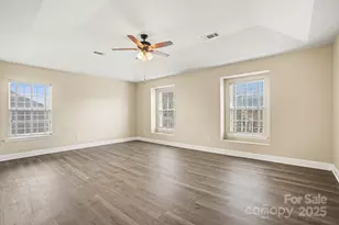 9329 Seamill Rd, Charlotte, NC 28278 - Photo 16