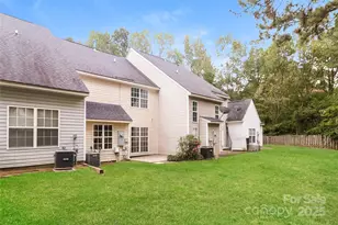 10007 University Park Ln, Charlotte, NC 28213 - Photo 18