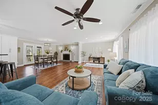 315 Skyline Rd, Hickory, NC 28601 - Photo 4