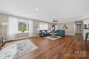 315 Skyline Rd, Hickory, NC 28601 - Photo 8