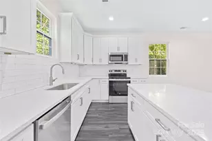 905 Holt St, Lexington, NC 27292 - Photo 14