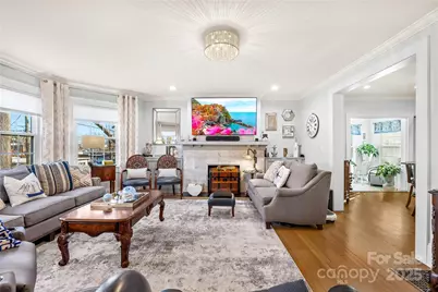 209 W 3rd Avenue, Gastonia, NC 28052 - Photo 30