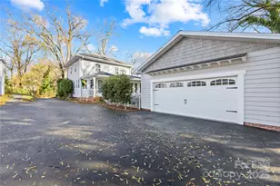 209 W 3rd Ave, Gastonia, NC 28052 - Photo 6