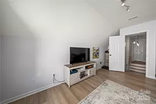 11512 Chapeclane Rd, Charlotte, NC 28278 - Photo 24