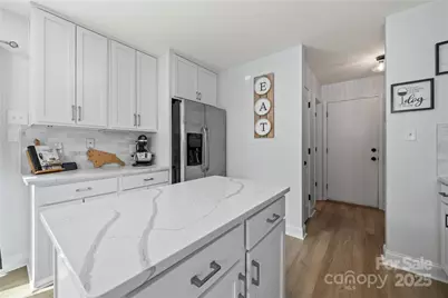 11512 Chapeclane Road, Charlotte, NC 28278 - Photo 8