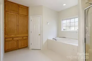 135 Cambridge Dr, Brevard, NC 28712 - Photo 20